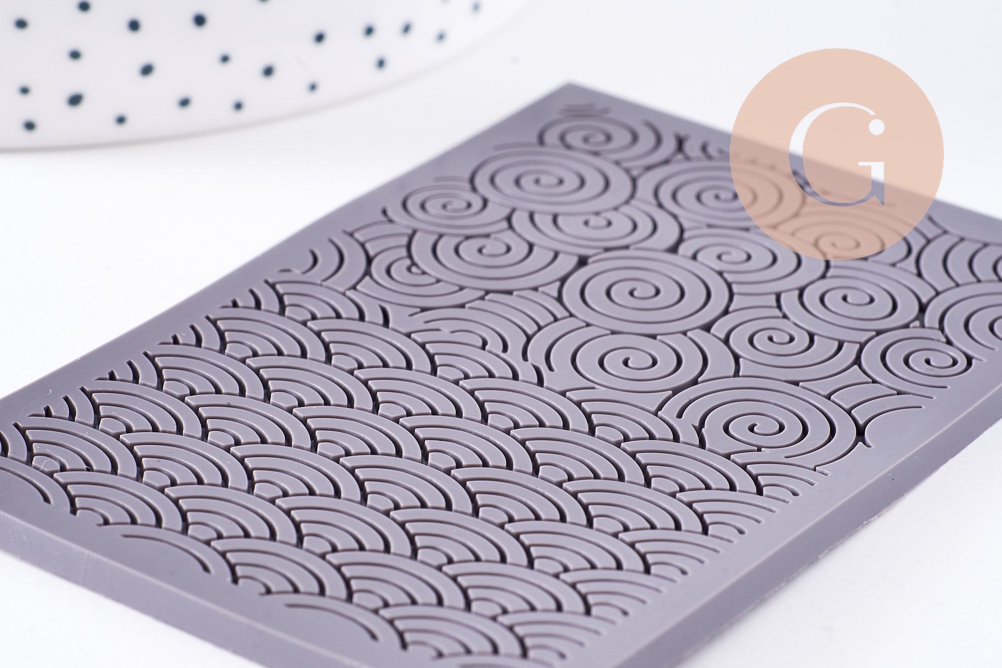 Tapis de texture pour pâte polymère spirales & vagues 65 x100mm, x1 (G10676)