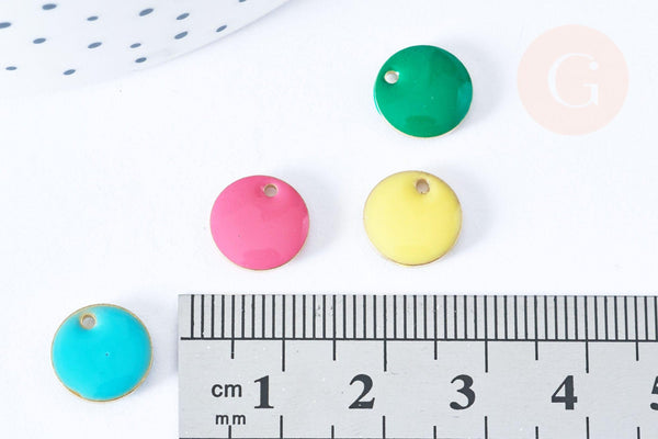 pendentif breloque plate ronde en laiton doré émail multicolore 10mm, x10 (G6995)