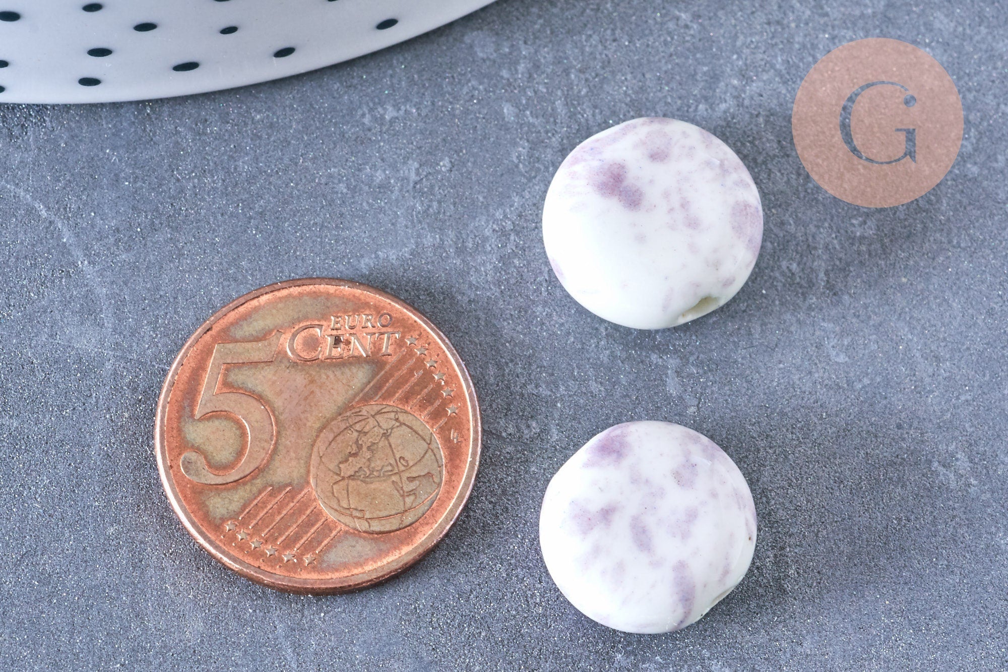 Perle porcelaine blanc violet 15mm, perle striées,perle céramique,céramique violette, x5 (G5718)