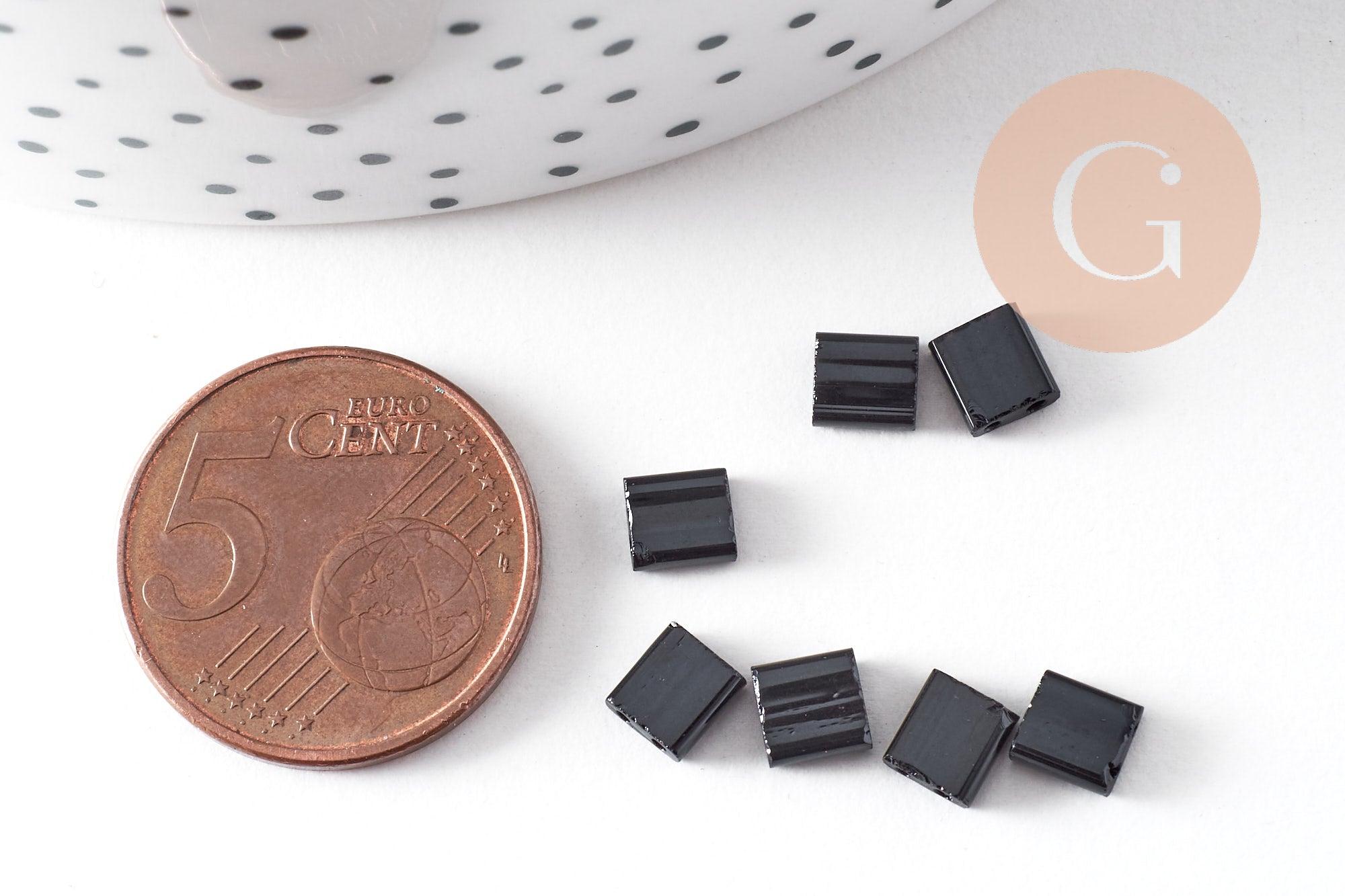 perles rocaille carré noir opaque façon tila 4.5mm/2 trous, x50 (4.8GR) (G5479)