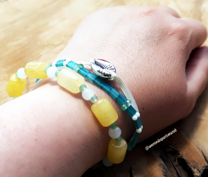 Pulsera de conchas