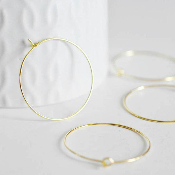 Gold metal buckle and hoop holders