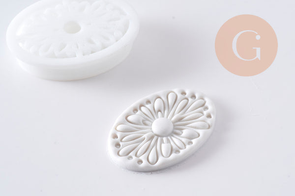 Emporte-Pièce Pâte polymère Ovale Fleur créole interchangeable 40mm, x1 (G10997)