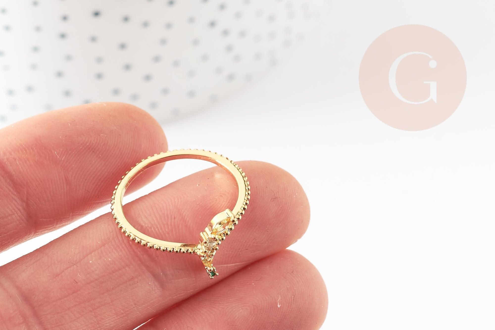 Bague fruit banane laiton doré 16K zircons, x1 (G9157)