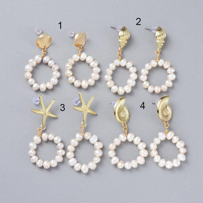 Boucles d'oreilles perles eau douce support coquillage laiton doré 45mm, la paire (G3206)