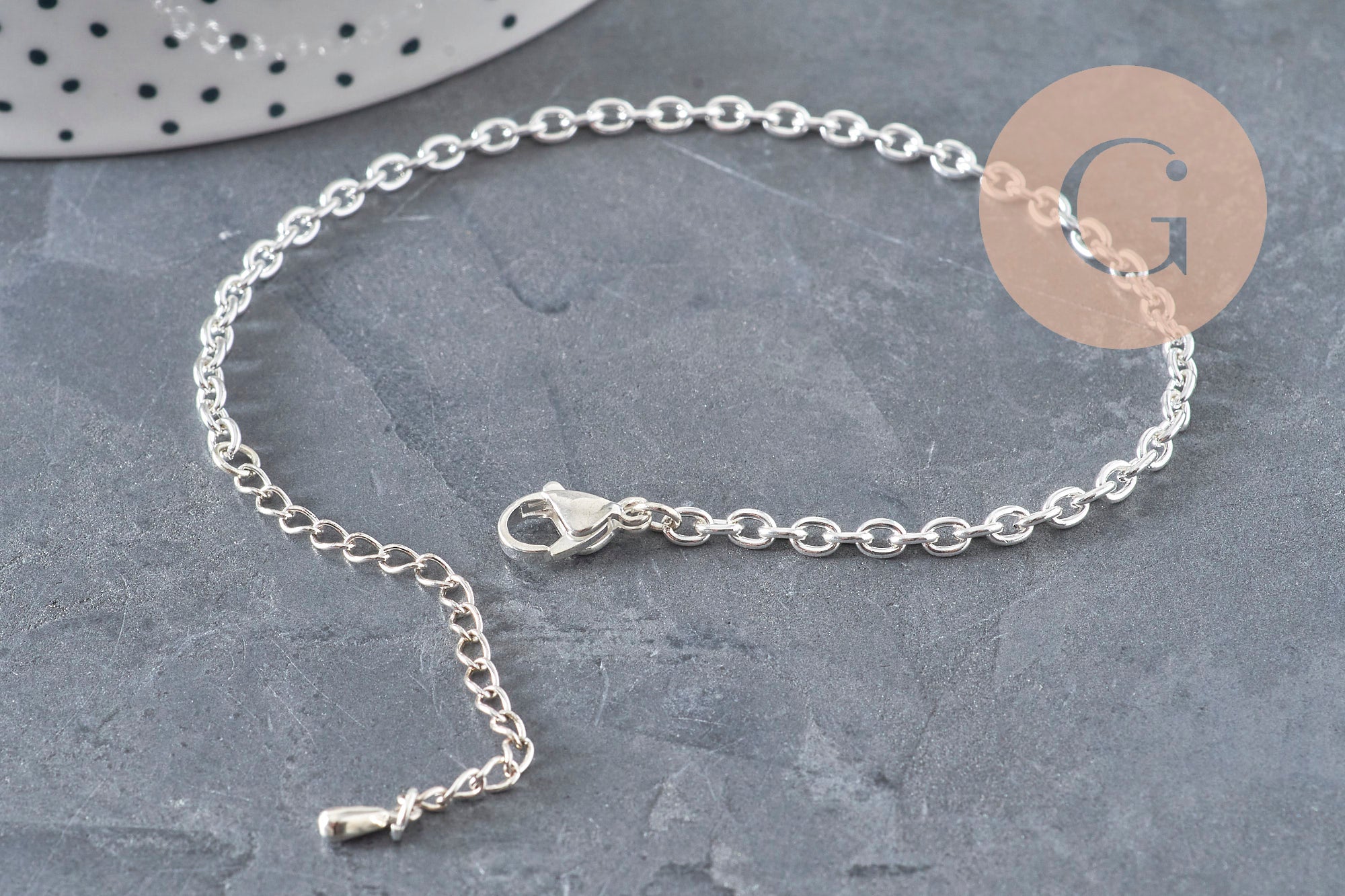 Pulsera de eslabones forzados de acero inoxidable 304 plateado de 4 mm/18,5 cm, x1 (G11204)