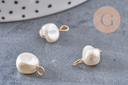 Natural white shell pearl charm in 304 stainless steel with gold plating, 14mm, x1 (G10874)