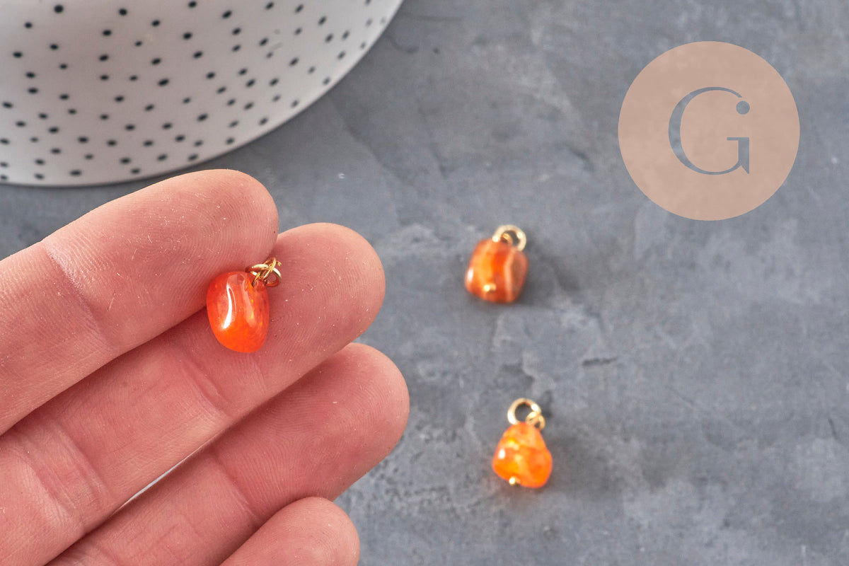 Orange natural agate cube charm, 18K golden metal, 14.5mm, x1 (G11329)