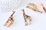 Broche girafe multicolore zamac doré émaillé 59mm, x1 (G5557)