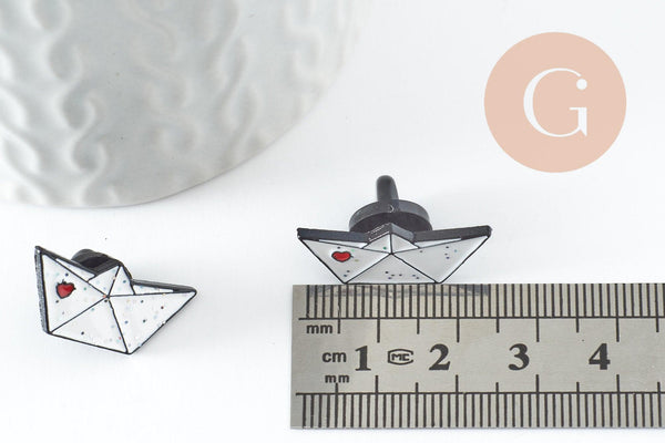 Broche pins bateau en papier coeur émaillé blanc rouge 24.5mm, x1 G9474