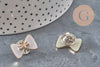 Broche pin's noeud blanc plastique & fer doré 18.5mm, x1 (G11331)
