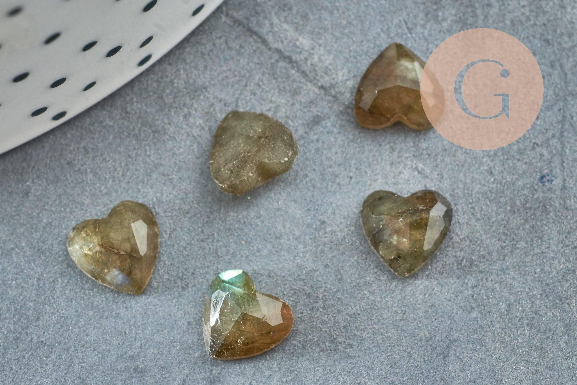 Cabochon Cœur pierre labradorite naturelle facettée 8mm, x1 (G8876)