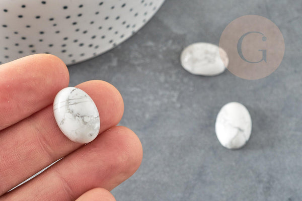 Cabochon ovale howlite blanche naturelle 18 x13mm, x1 (G2021)