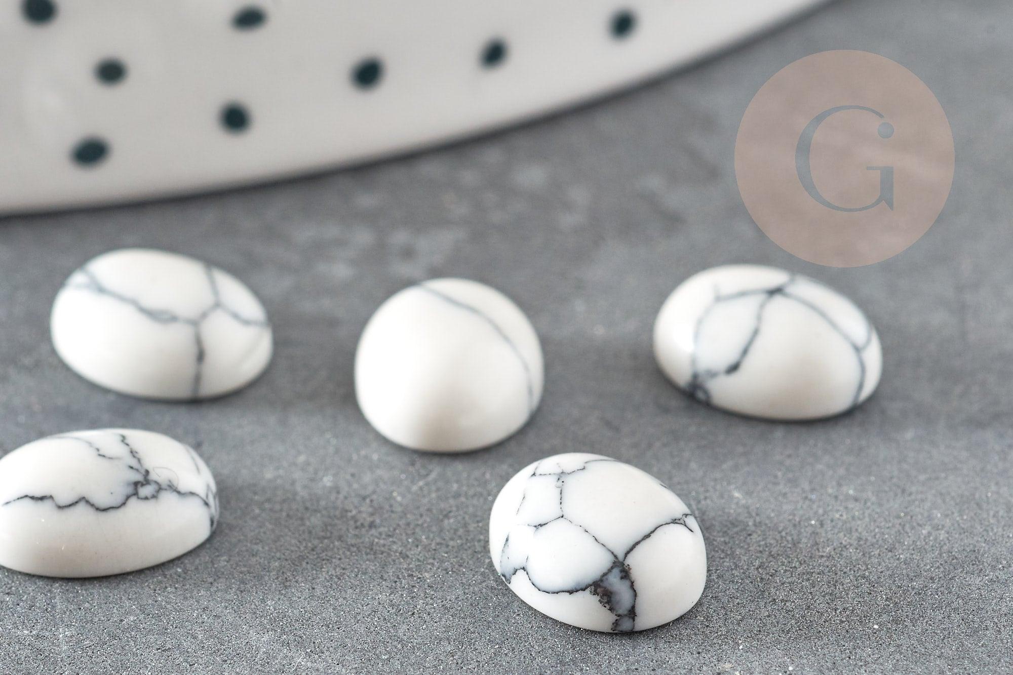 Cabochon ovale howlite blanche naturelle 8 x10mm, x1 (G2108)