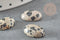 Cabochon ovale jaspe dalmatien naturel 10x14mm, x1 (G1568)