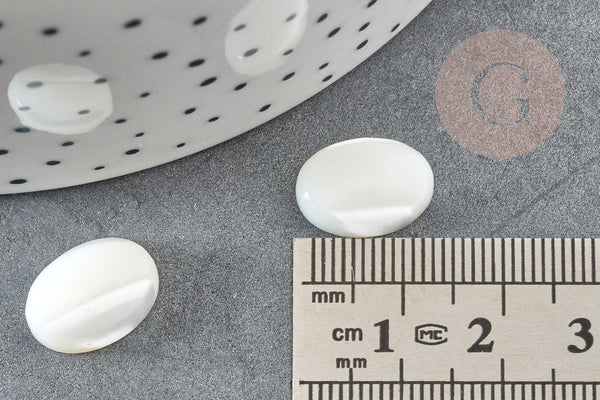 Cabochon ovale nacre blanche naturelle 14x10mm, x1 (G0589)