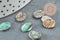 Cabochon ovale nacre noire ormeau naturel 10x8mm, x1 (G8687)