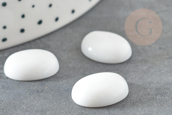 Cabochon ovale verre blanc imitation porcelaine 16x12mm, x1 (G2821)