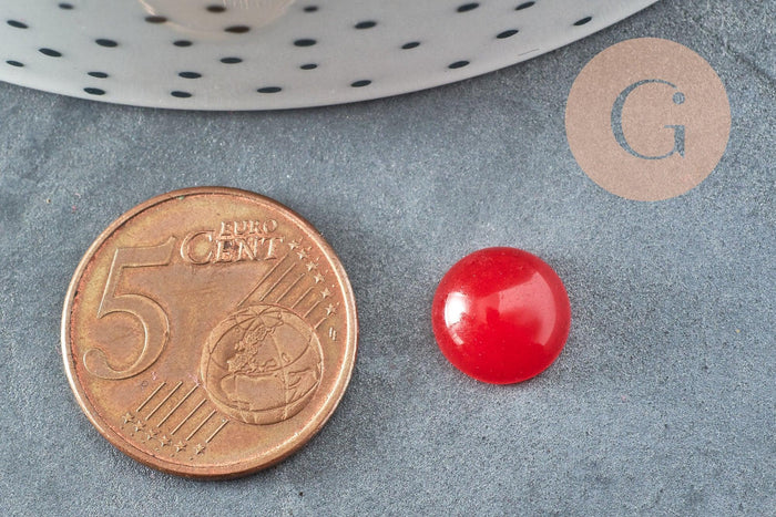 Cabochon rond jade naturel teinté rouge 10mm, x1 G8600