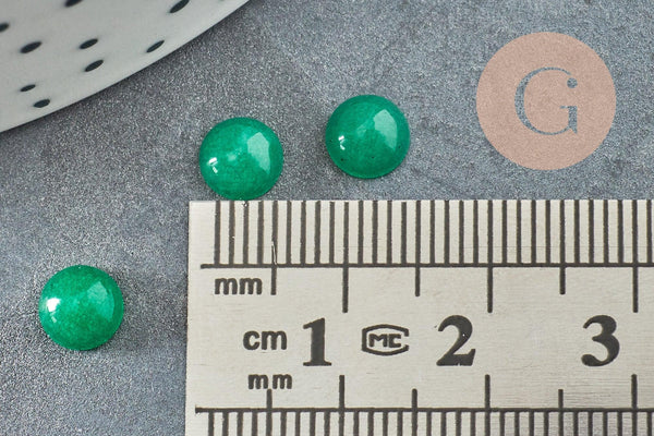 Cabochon rond jade naturel vert rond 6mm, x1 (G1587)