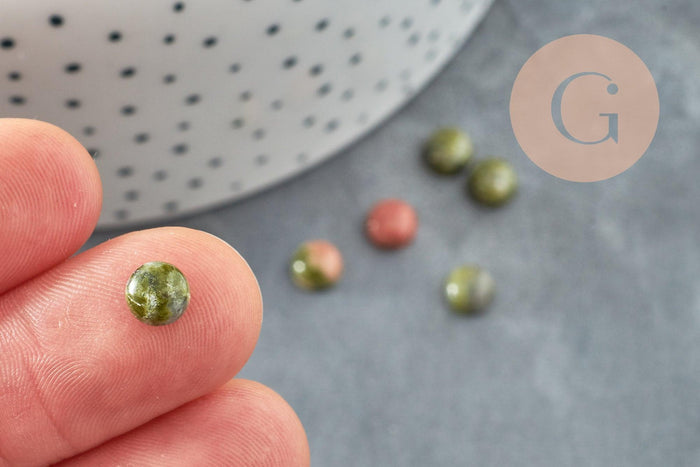 Cabochon rond unakite naturelle 6mm, x1 (G1133)