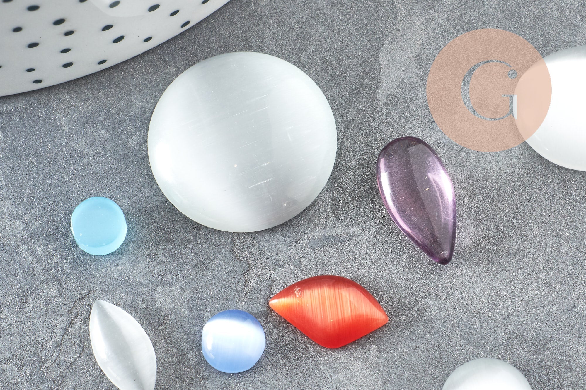 Cabochon verre multicolore couleurs et formes mélangées , x10 (G2251)