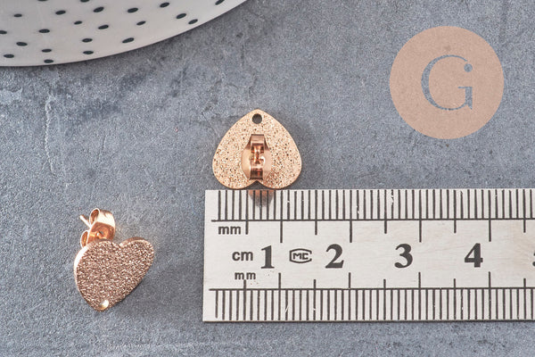 Clous-puces oreille coeur acier 304 inoxydable or rose IP sablé 1 trou 13mm, la paire (G10953) VALIDE
