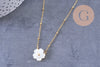 Collier fleur nacre naturelle chaine acier inoxydable doré PVD 18k 45cm, x1 (10581)
