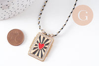 Collier médaille émaillée coeur rouge psychédélique cordon tressé zamac doré 45cm x1 (G10364-10)