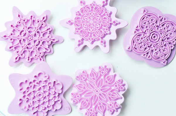 EP Moules en silicone flocon de neige, emporte-pièce en silicone pour pâtisserie cuisine gateau et loisirs créatifs,53-68mm, les 5 G4075