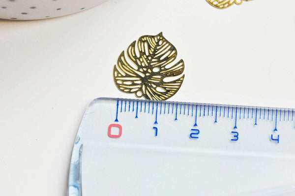 EP Pendentif estampe filigrane feuille monsterosa laiton doré, Pendentif très fin et léger pour création de bijoux, x 2,18x 18mm G3696