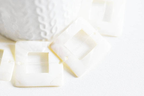 EP-Perle carrée nacre blanche naturelle, perle nacre carré,nacre naturelle coquillage blanc,création bijoux, 34mm,x 2-G935