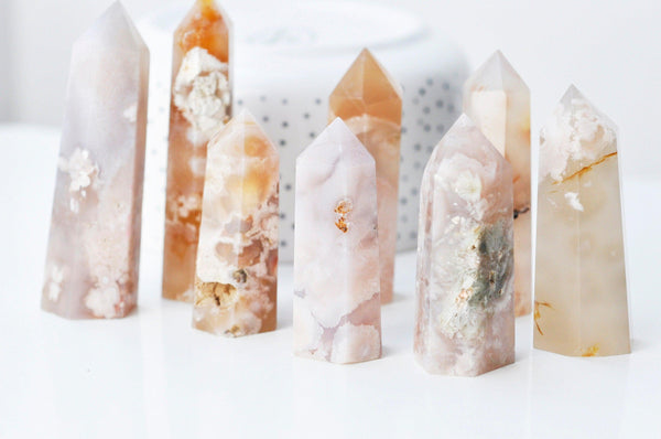 EP Pointe agate fleur naturelle roulée, agate fleur naturelle, pierre semi-precieuse, séance lithothérapie, la pièce G4866