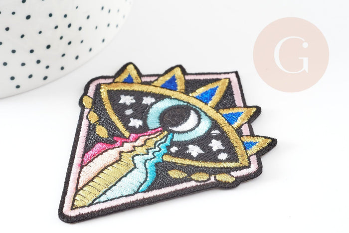 Ecusson brodé à repasser triangle oeil 86mm customisation vêtement, écusson thermocollant,patch écusson brodé, x1 G2847