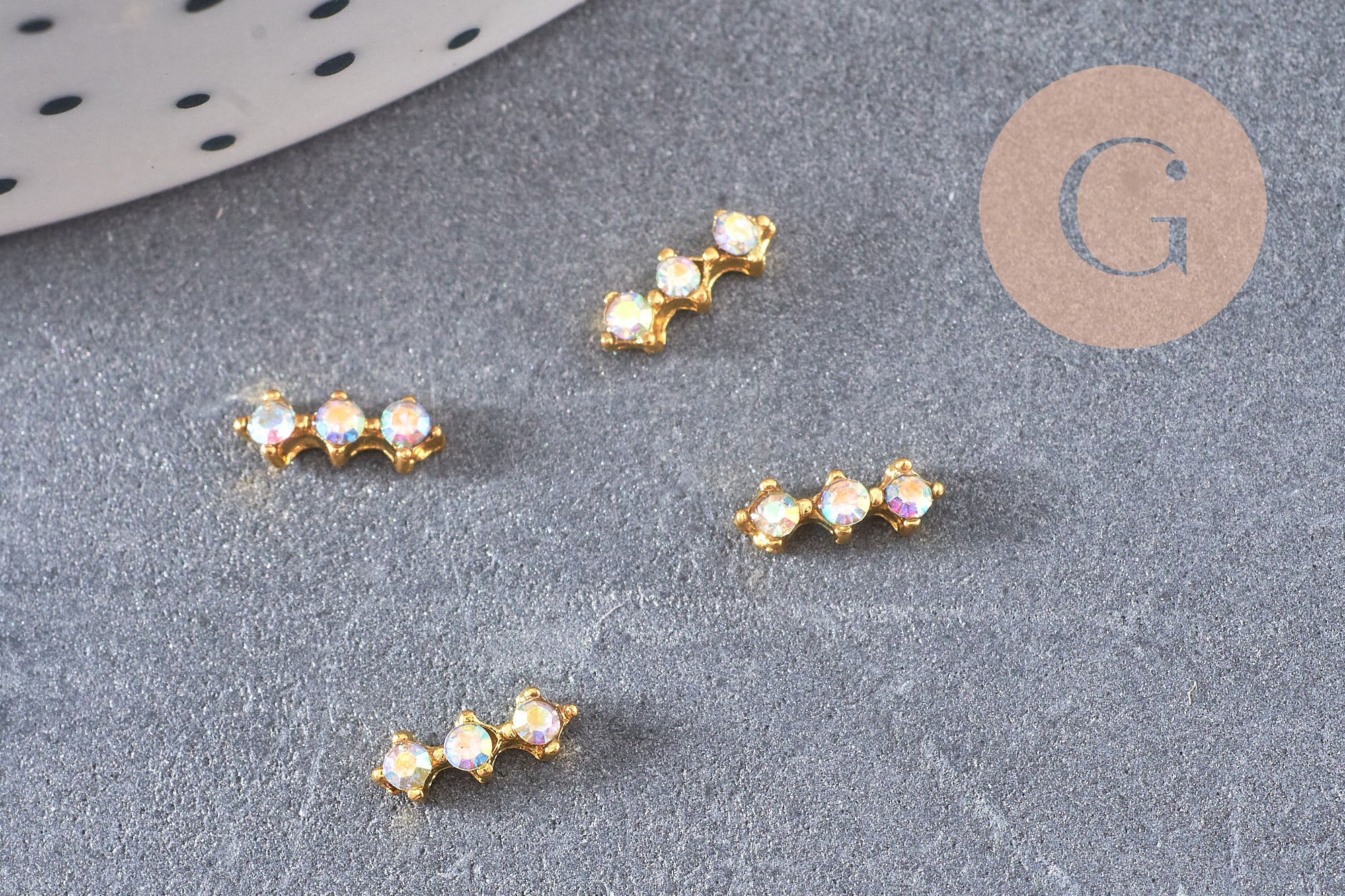 Element à coller zamac doré et zircon AB 57x2.2mm, x2 (G5252)