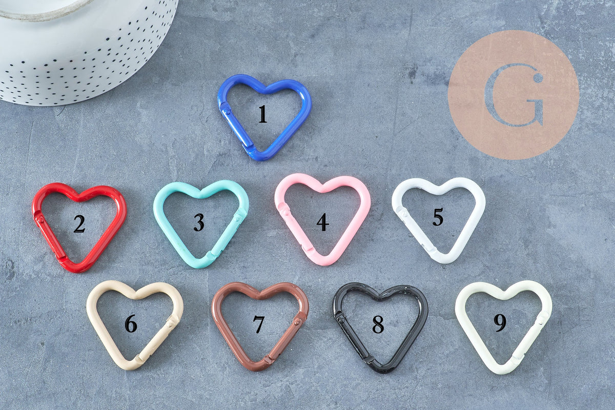 Fermoir mousqueton coeur en aluminium coloré 43mm, x1 (G8144)-Fermoirs-Gingerlily Perles
