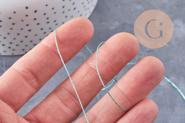 Fil vert or métallisé en polyester 0.4mm, x1 bobine de 50 mètres (G10064)