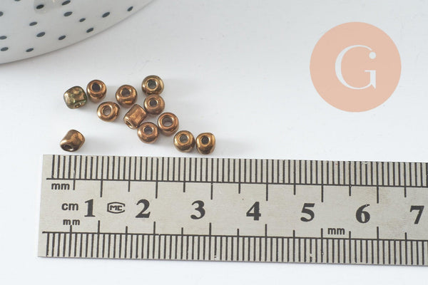 Grosse perles rocaille bronze brillant 4mm, x10gr (G2547)