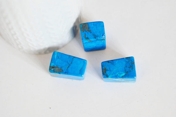 Morceaux howlite turquoise, fournitures créatives,pierre brute,howlite naturelle, pierre semi-precieuse,création bijoux,la pierre G247