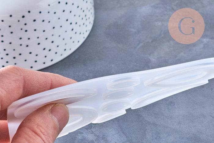 Moule pour fabrication boucles créoles résine feuille, un moule pour réaliser des bijoux avec inclusion en résine,130mm, x1 G4970