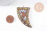 Pendentif Corne en laiton et pierres, pierre naturelle, pendentif doré, pendentif pierre, pendentif tibétain, 61mm, x1 (G3086)