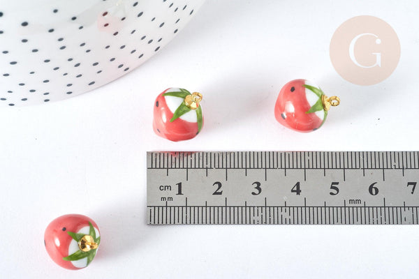 Pendentif Fraise porcelaine et laiton doré rouge 18~20mm, pendentif fruit , x1 G7450
