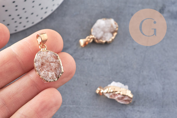 Pendentif agate blanche druzy, pendentif pierre, support doré, pierre naturelle,30mm, x1 (G1482)