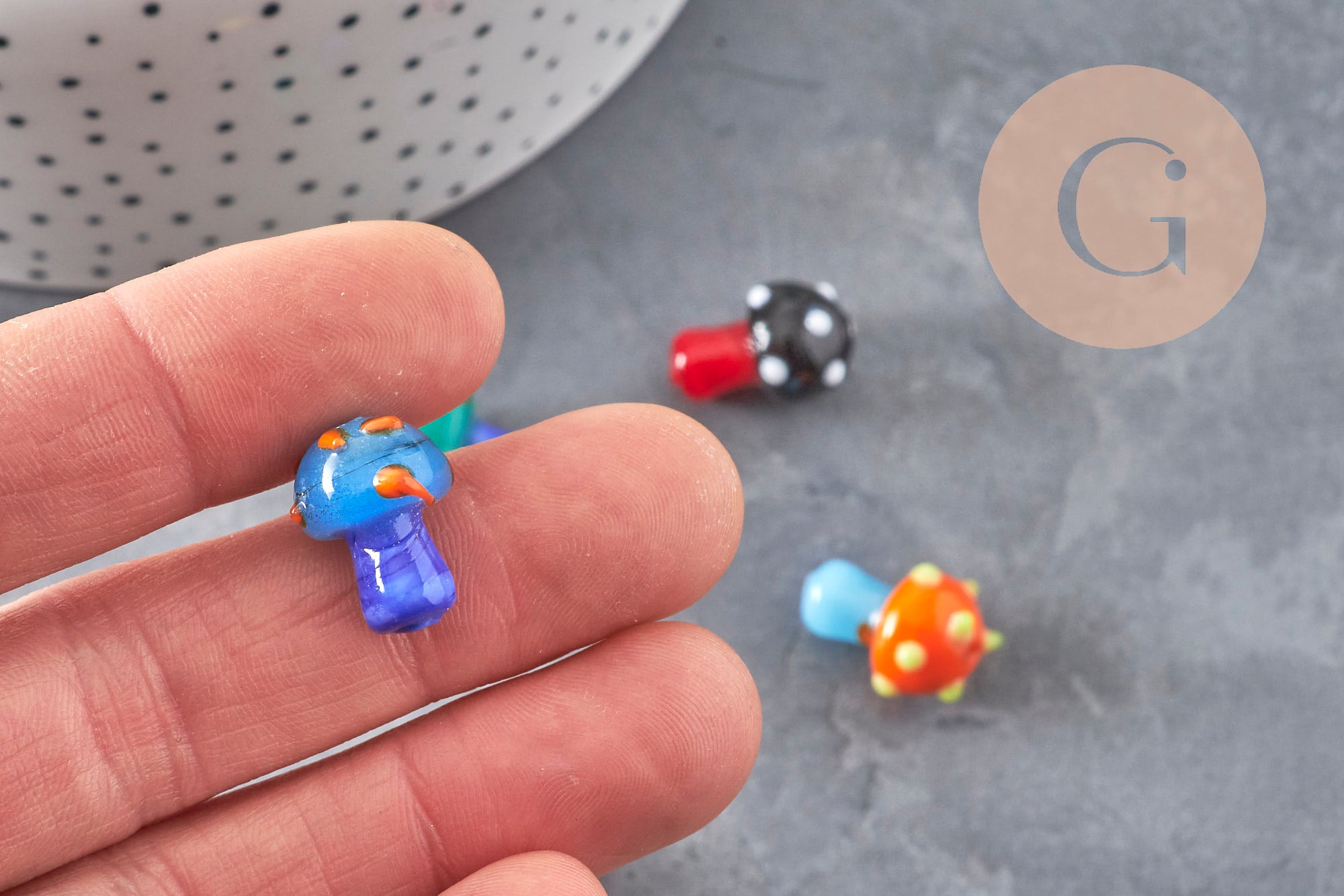Pendentif champignon en verre tchèque multicolore 15mm, x5 (G11059)
