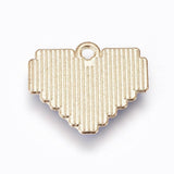 Pendentif coeur zamac doré émail blanc nacré,15x18mm, x1 (G8897)