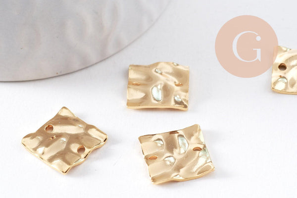Pendentif connecteur carré froissé laiton doré 24K 13.5mm, x2 (G10378)