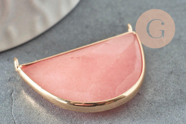 Pendentif demi-lune jade naturel teinté rose laiton doré 32mm, x1 (G1535)
