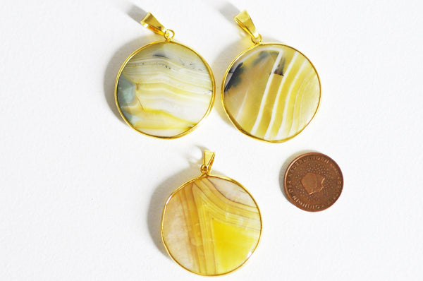 Pendentif doré agate colorée naturelle35-56mm, x1 G1591