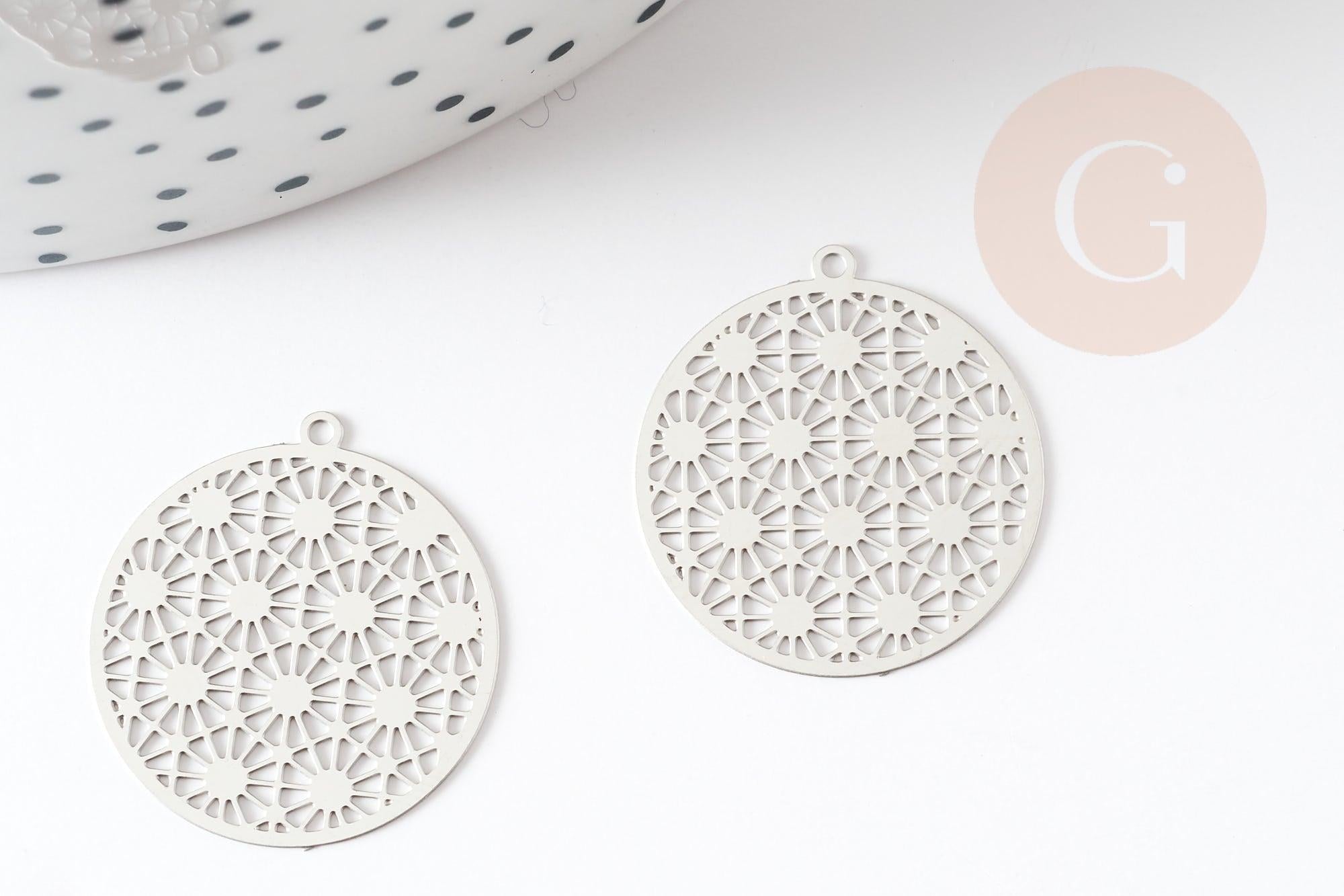Pendentif estampe filigrane rond acier argent, Pendentif très fin et léger, 21.5x20mm ,x2 (G4111)