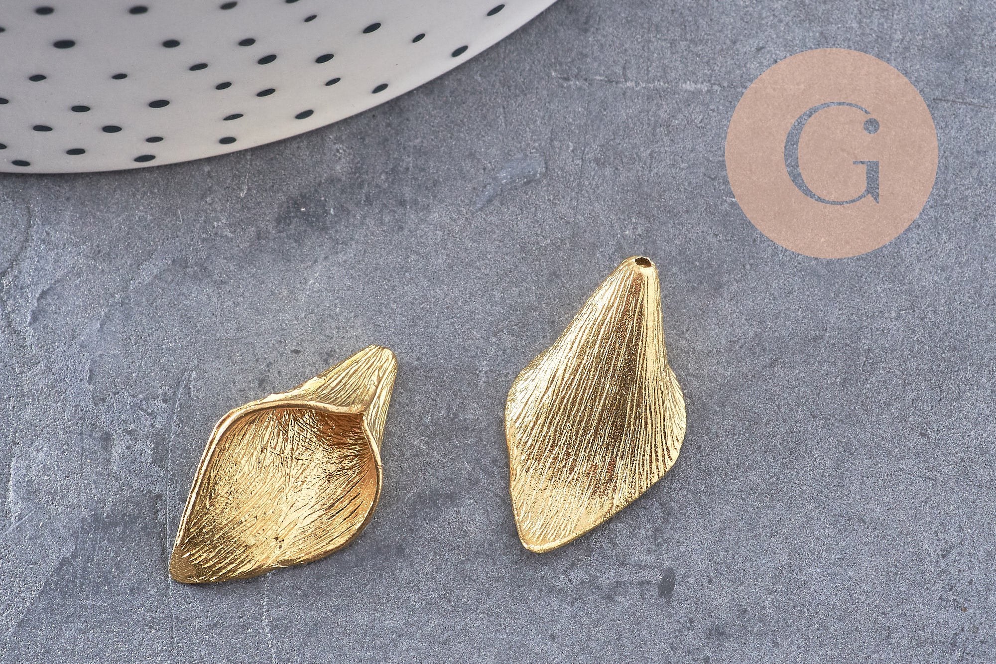 Pendentif feuille laiton brut 25mm, x2 (G3085)